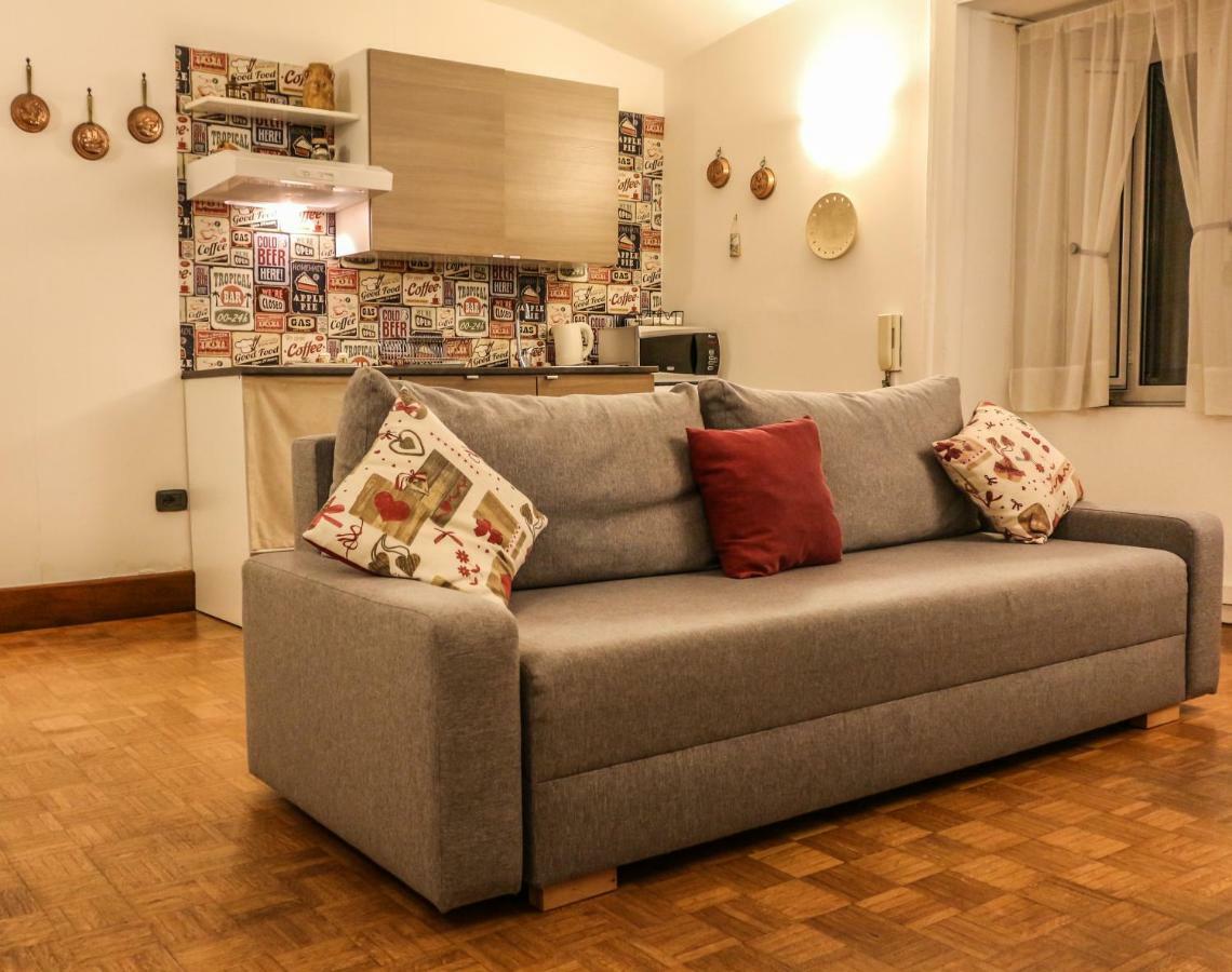 Small Chiatamone Casa vacanze *